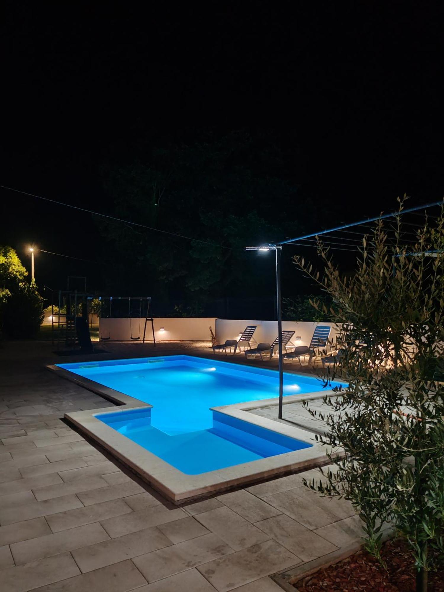 Апартаменты Summer House Nina Pavicini Экстерьер фото